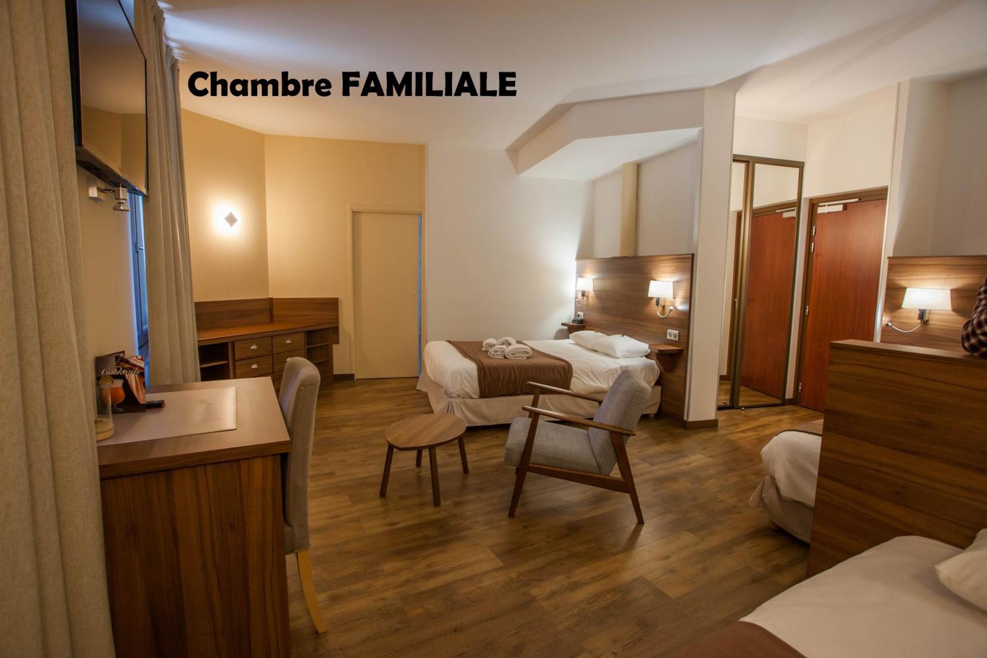 Hotel Terminus - Pizzeria Pizz'A Gogo - Salle De Sport - Face A La Gare ロン・ル・ソーニエ エクステリア 写真
