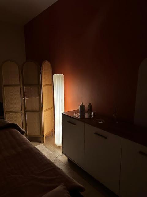 Hotel Terminus - Pizzeria Pizz'A Gogo - Salle De Sport - Face A La Gare ロン・ル・ソーニエ エクステリア 写真