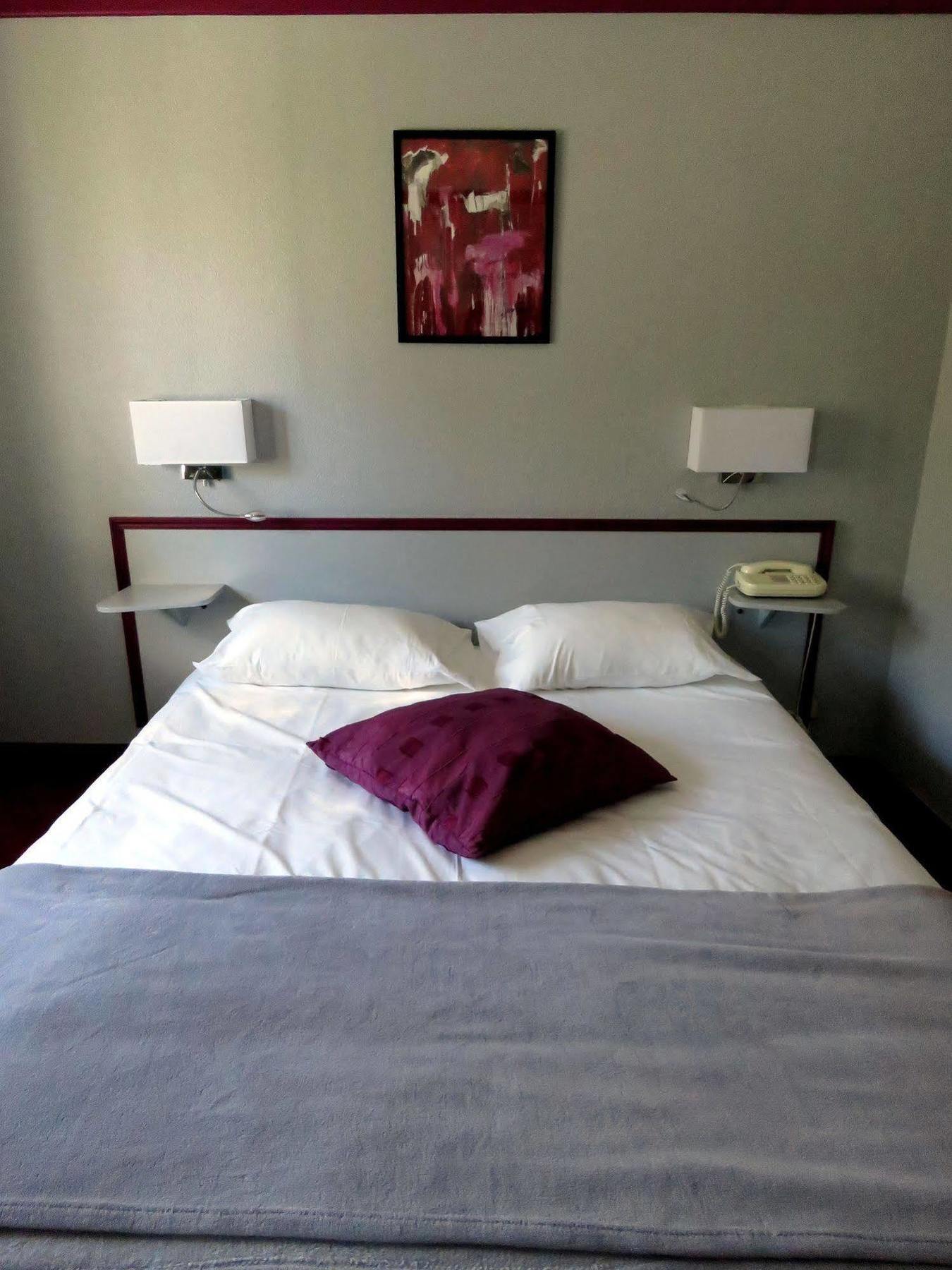 Hotel Terminus - Pizzeria Pizz'A Gogo - Salle De Sport - Face A La Gare ロン・ル・ソーニエ エクステリア 写真